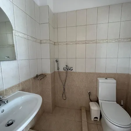 Angela Apartmanhotel Vlaháta